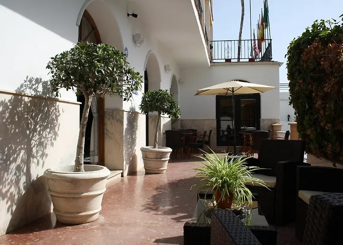 Hotel Arcos De Montemar