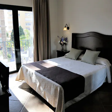 Arcos De Montemar מלון טורמולינוס