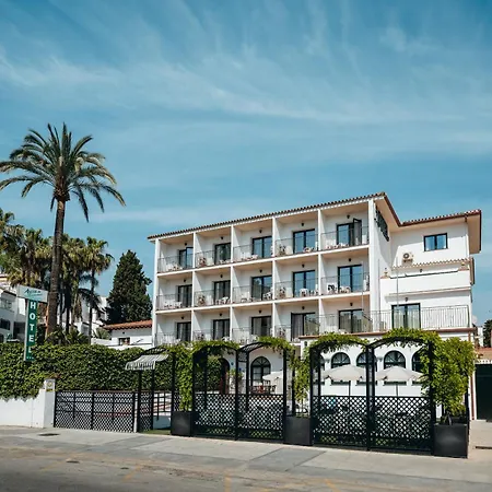 Arcos De Montemar Szálloda 3*