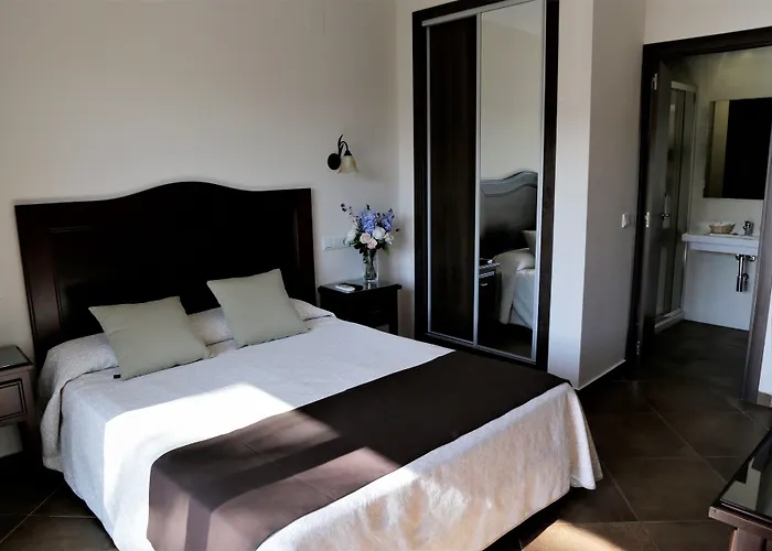 蒙特马尔阿科斯酒店 3* 托雷莫利诺斯