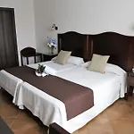 Hotel Arcos De Montemar 3*