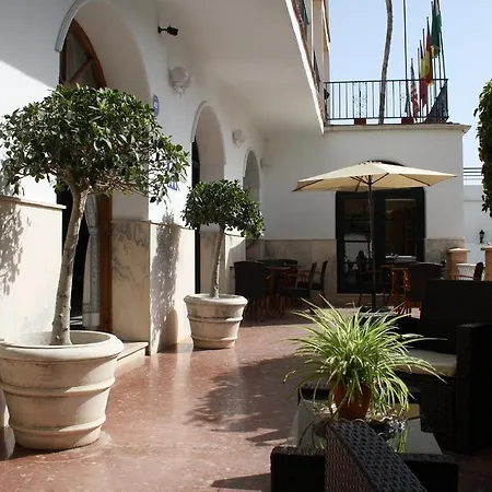 Hotel Arcos De Montemar