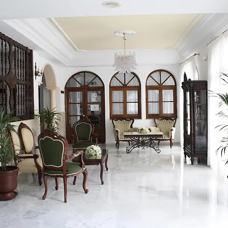 Hotel Arcos De Montemar 3*