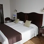 Arcos De Montemar 토레몰리노스