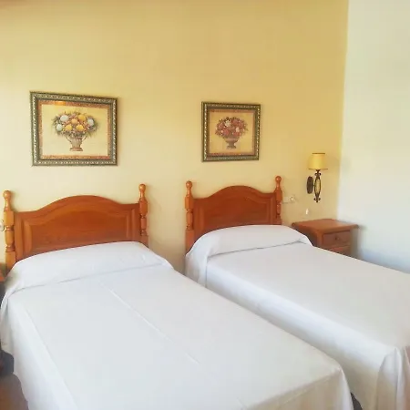 蒙特马尔阿科斯酒店 3*