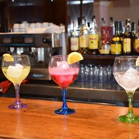 蒙特马尔阿科斯酒店 酒店 托雷莫利诺斯